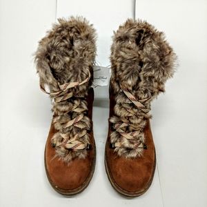 Universal Threads Microsuede Faux Fur boots 7 1/2